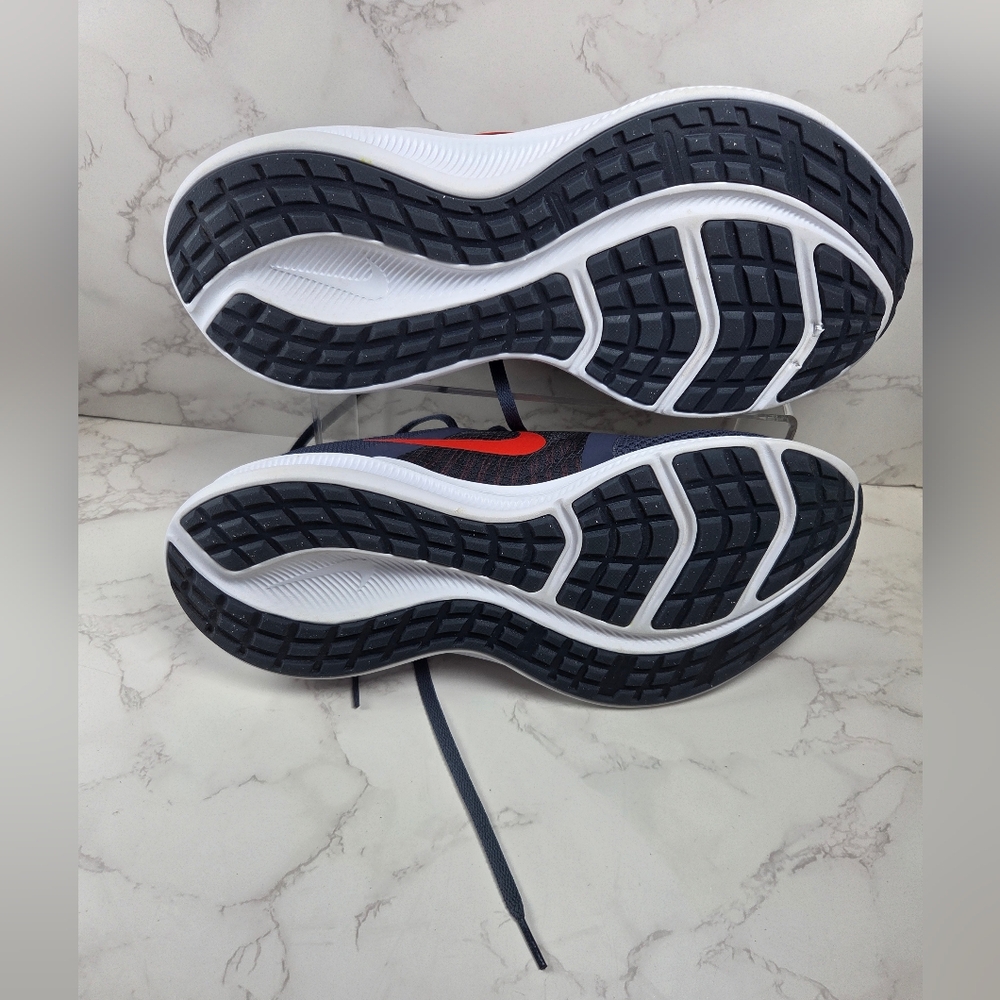 Nike Dark Blue Sneakers with Red Swoosh - Picture 6 of 6